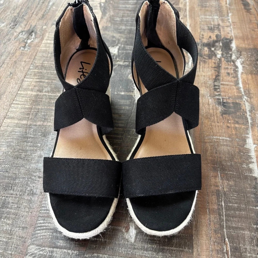 Lifestride Black Women's Thrive Strappy Espadrille Wedge Sandal.‎ Size 6.5W.